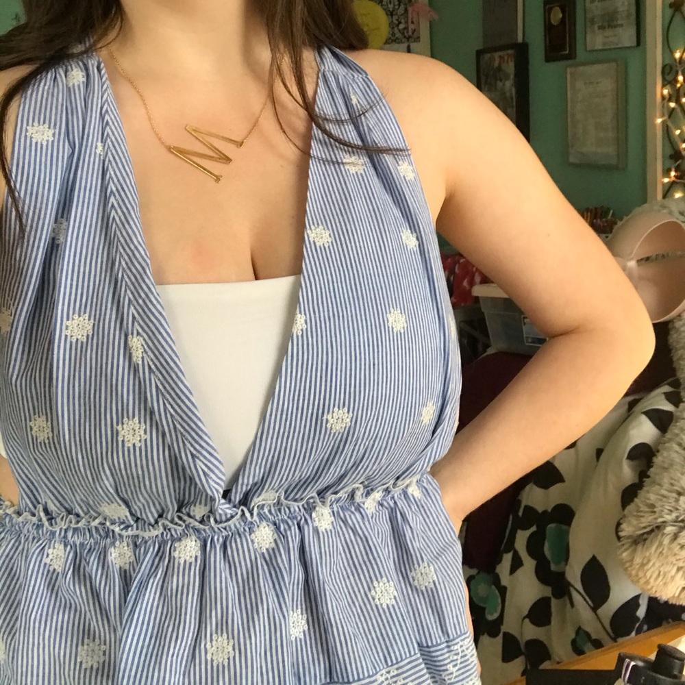 Forever 21 blue and white stripe flower tank